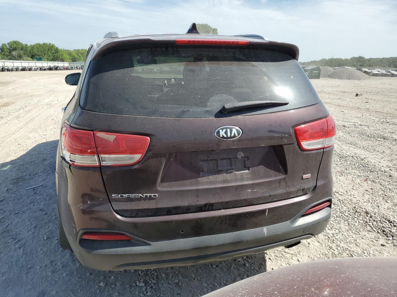 2016 KIA SORENTO