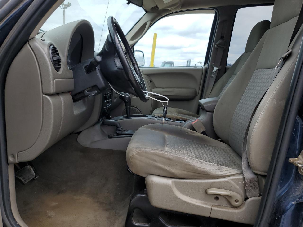 2005 JEEP Liberty