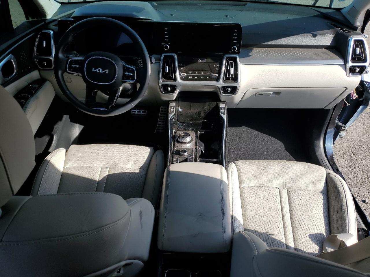 2023 KIA SORENTO