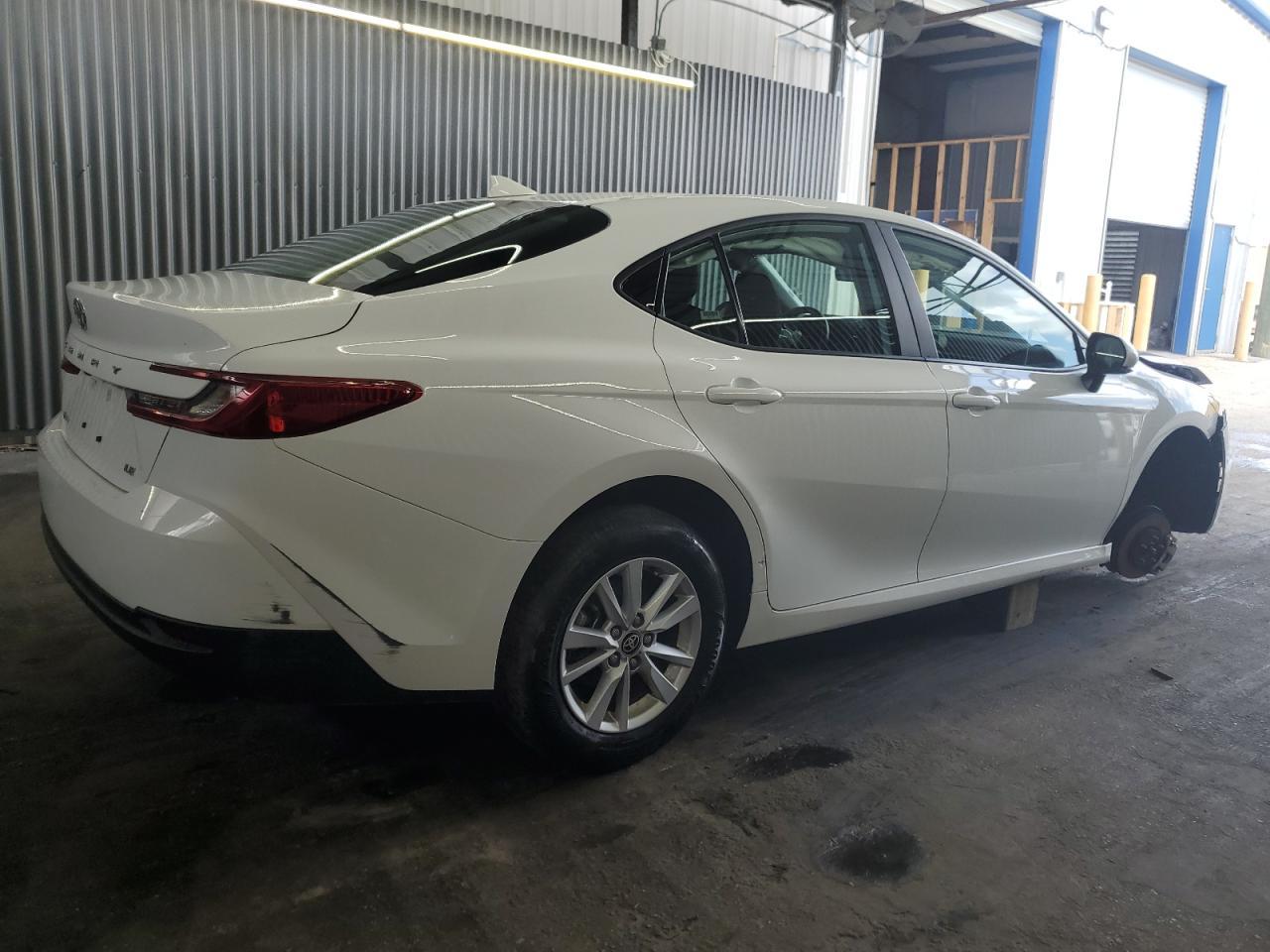 2025 TOYOTA CAMRY