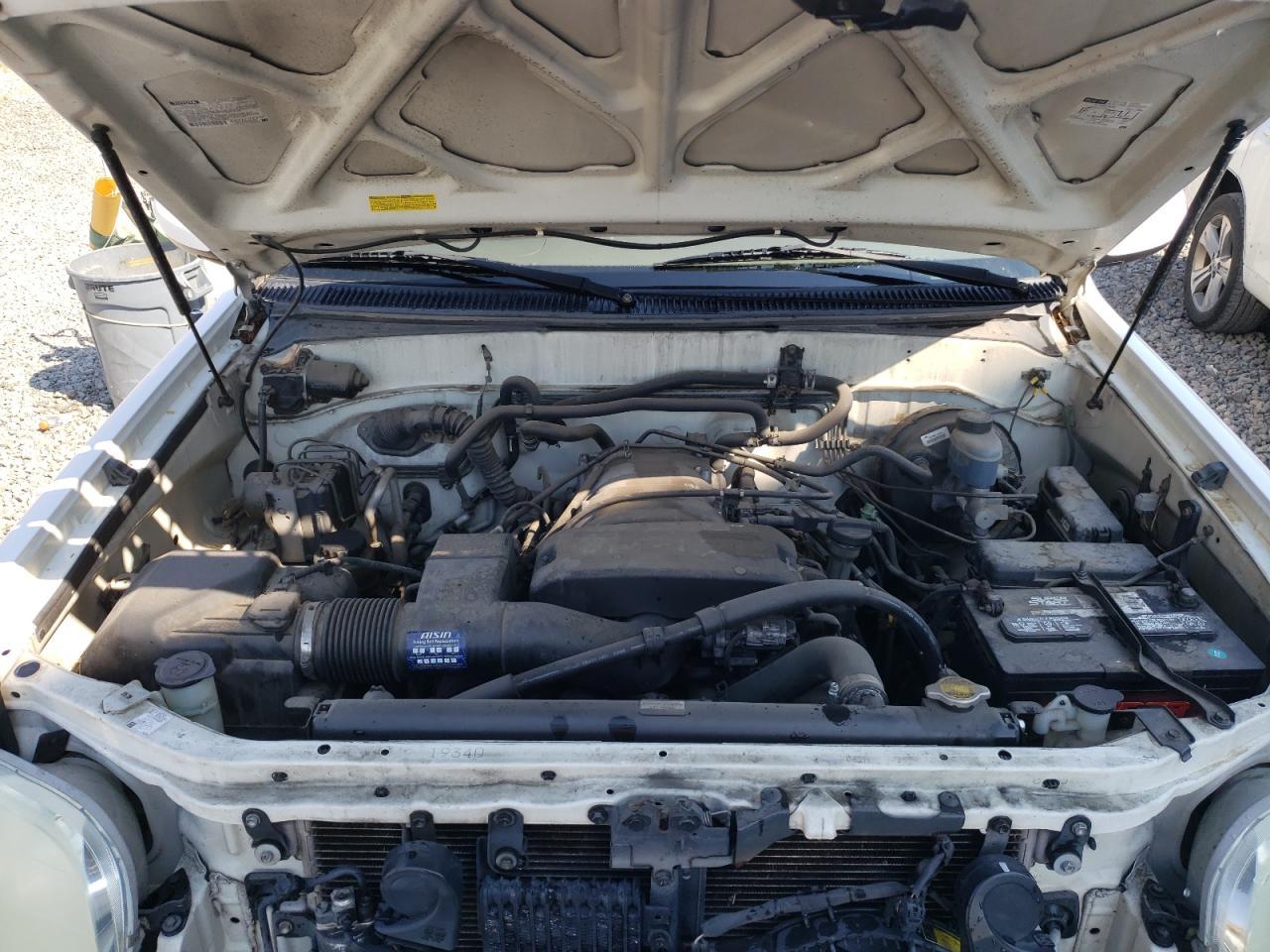 2002 TOYOTA Sequoia