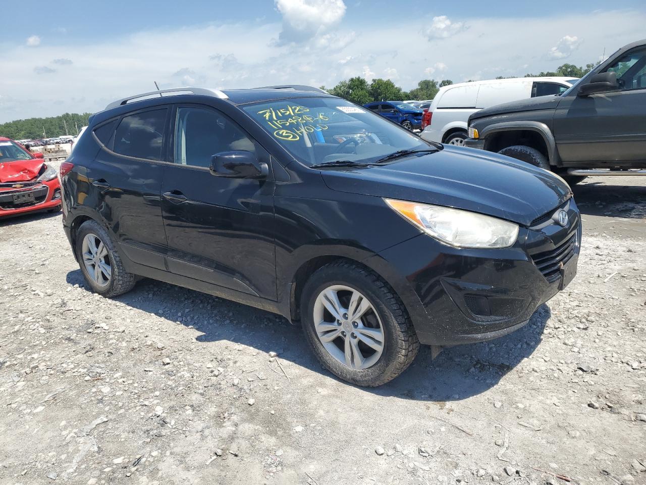 2011 HYUNDAI TUCSON