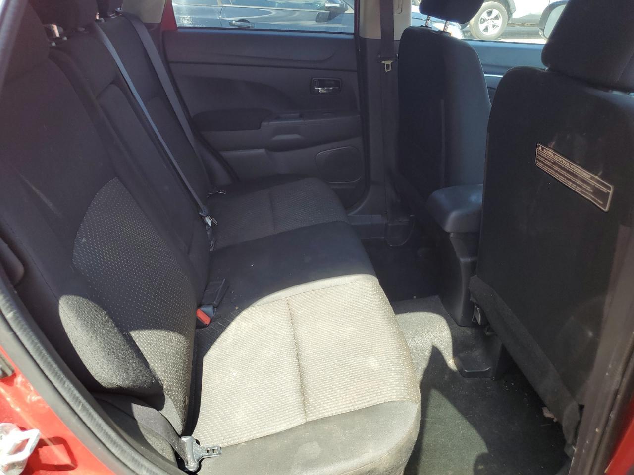 2016 MITSUBISHI outlander