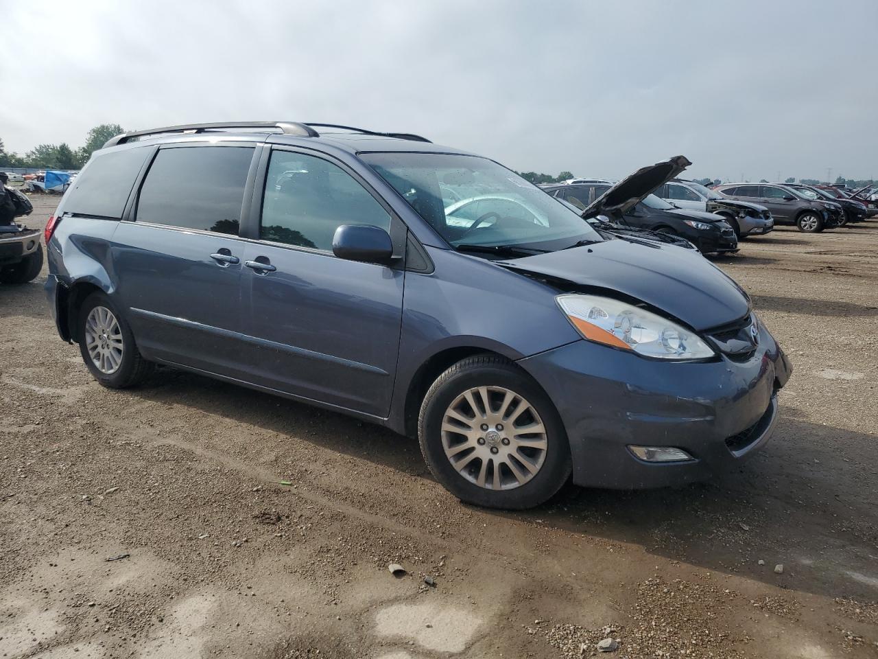 2007 TOYOTA SIENNA