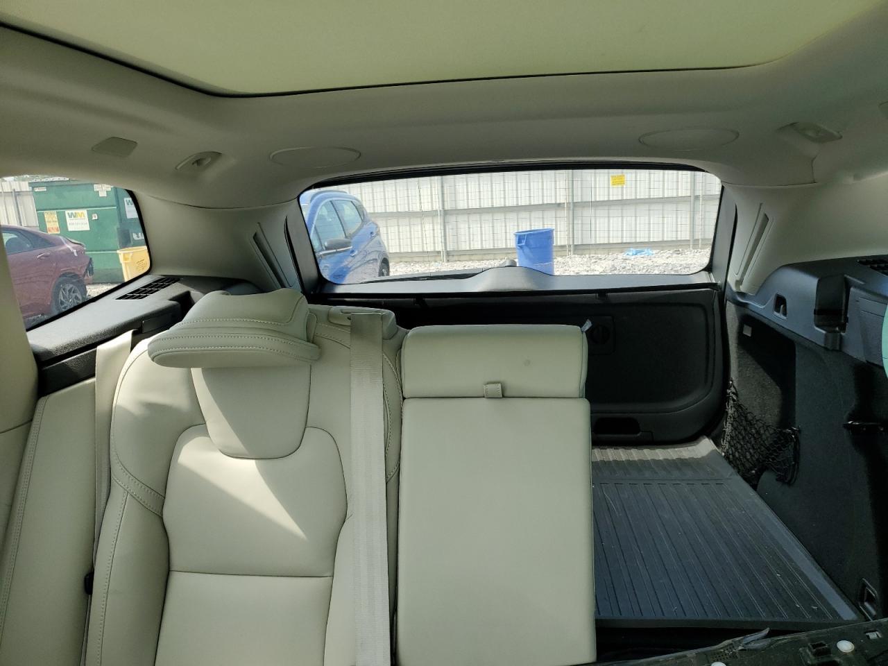 2023 VOLVO XC60