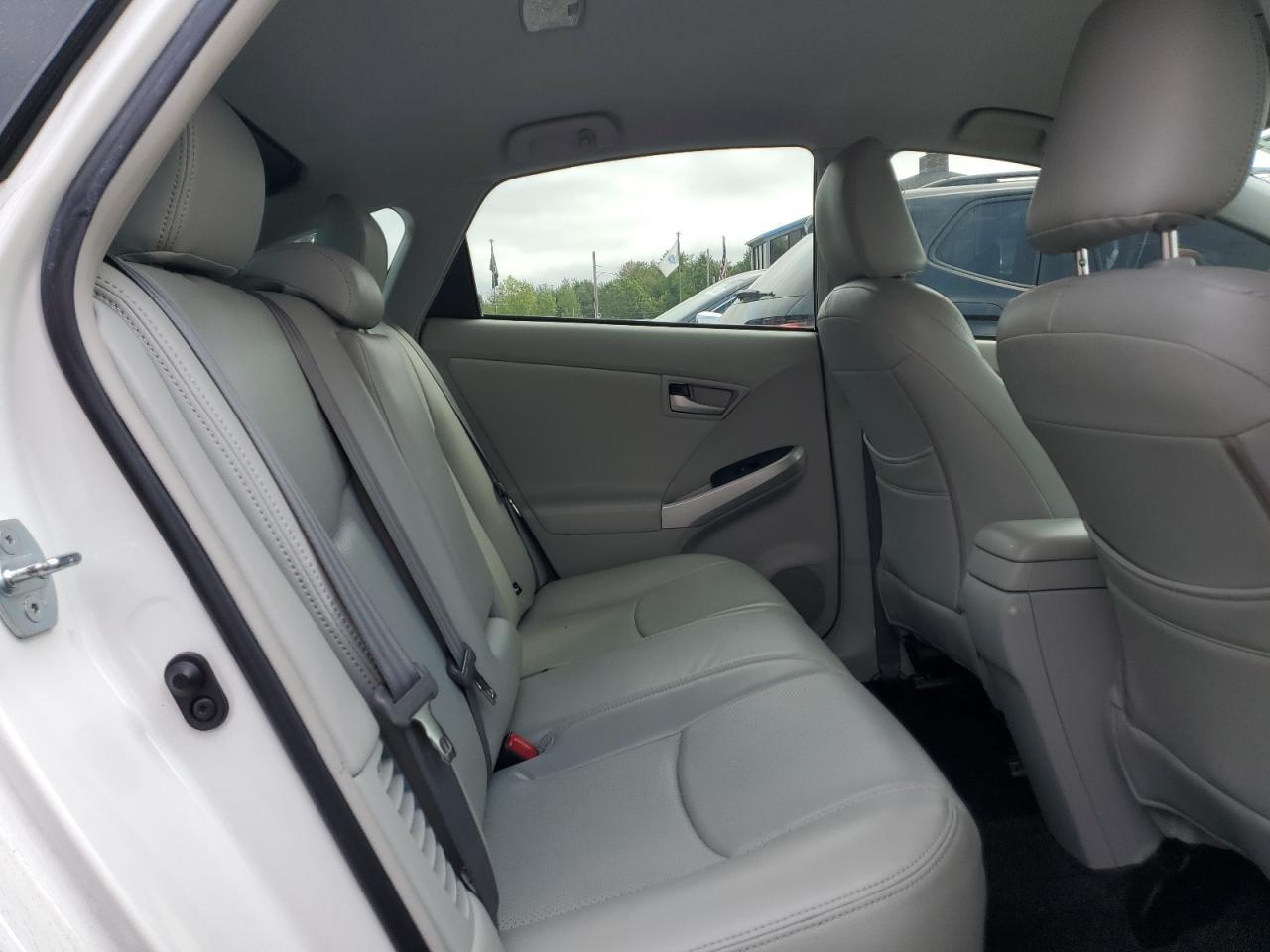 2014 TOYOTA PRIUS