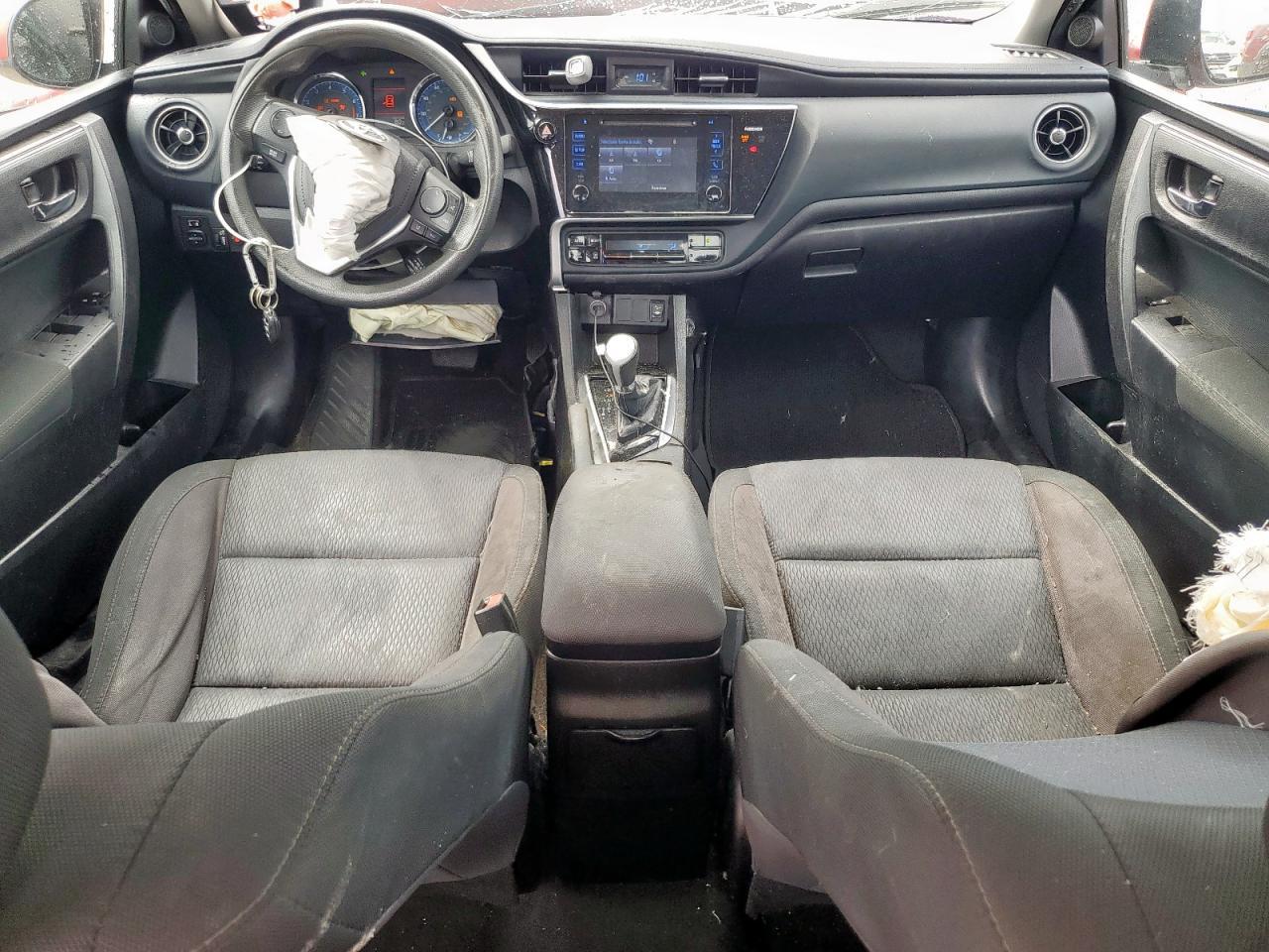2017 TOYOTA COROLLA