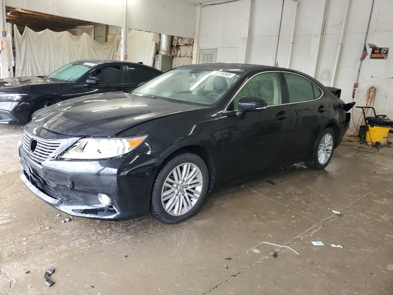 2013 LEXUS Es