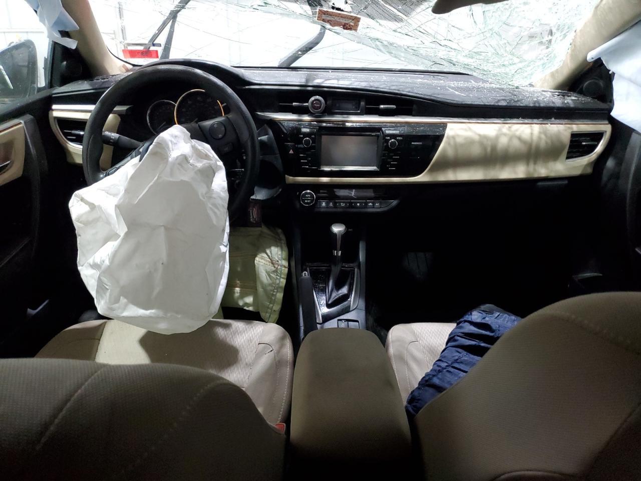 2015 TOYOTA COROLLA