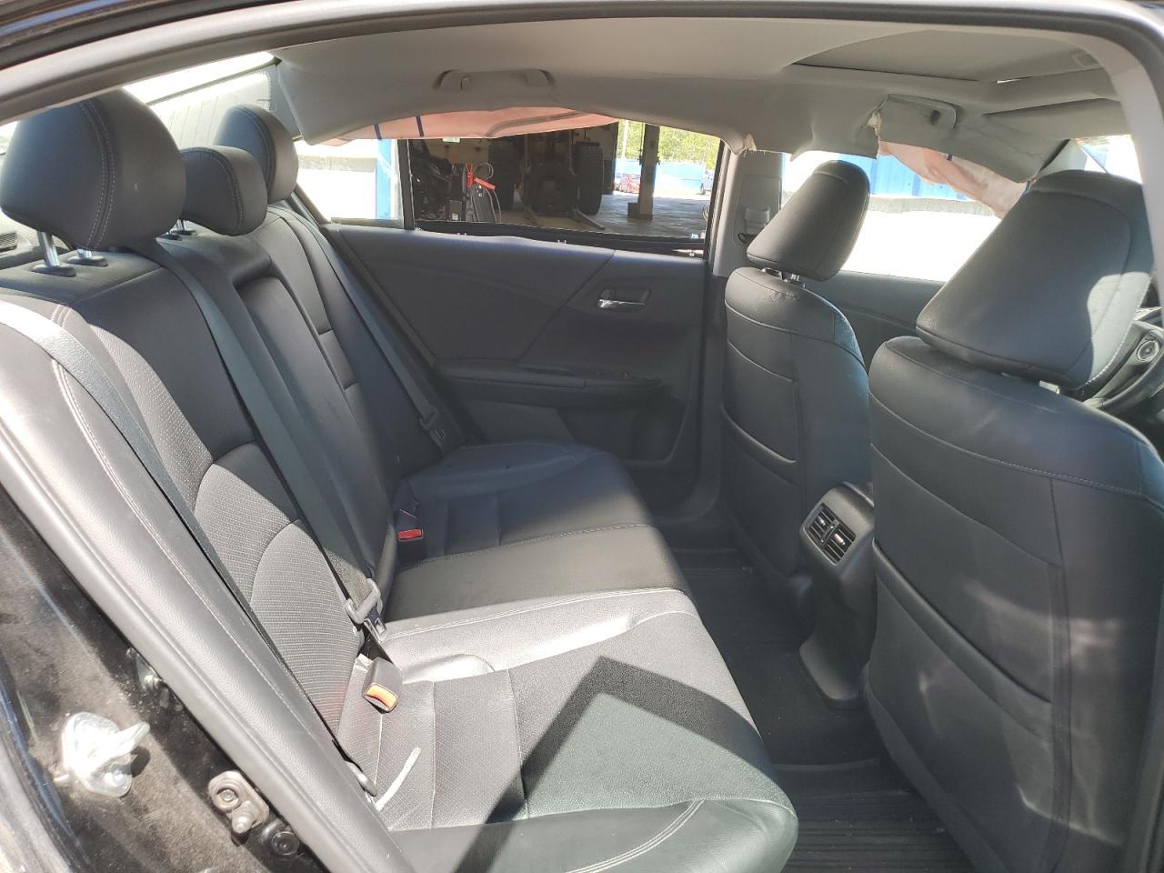 2015 HONDA ACCORD