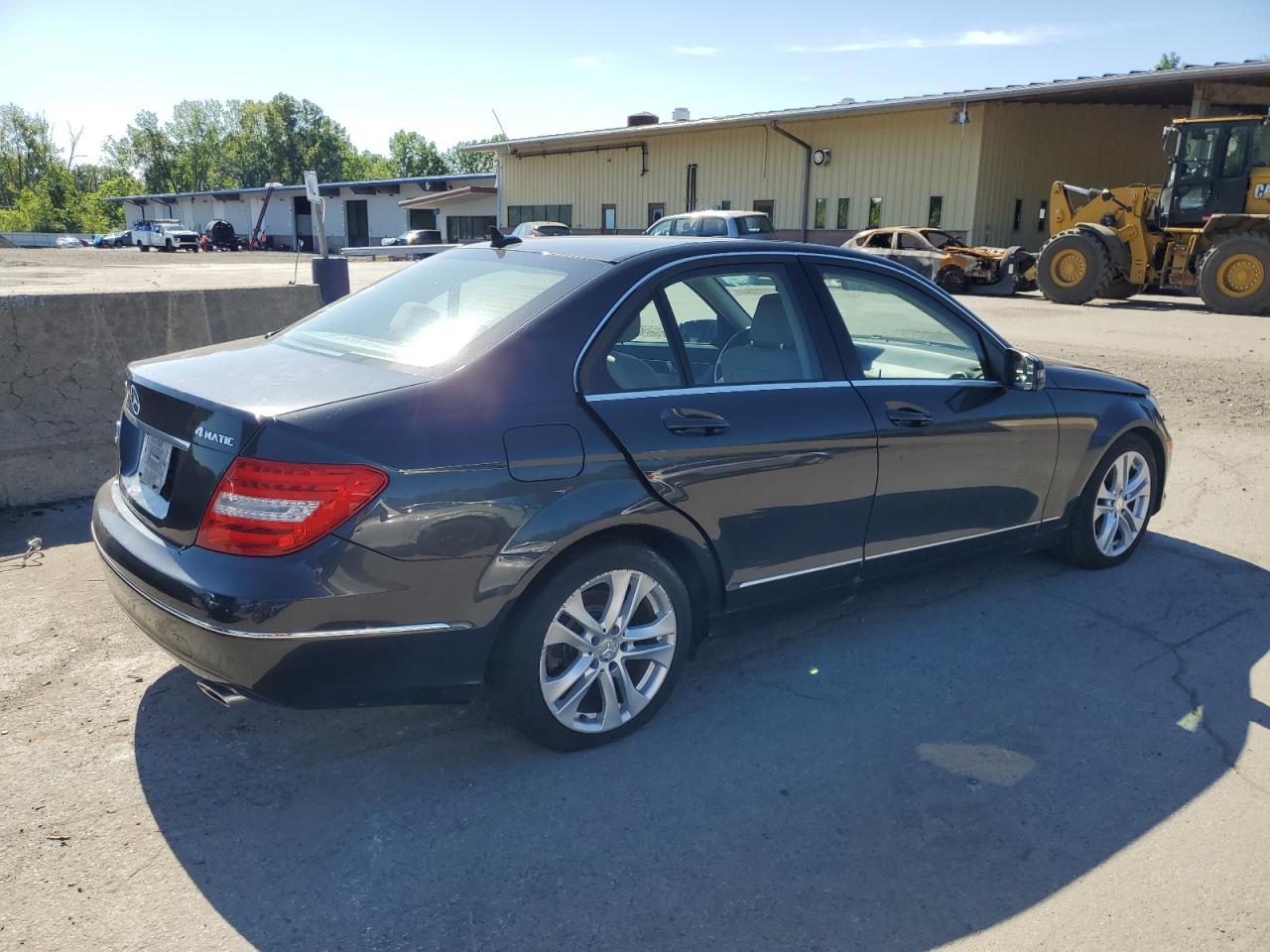 2012 MERCEDES-BENZ C-CLASS