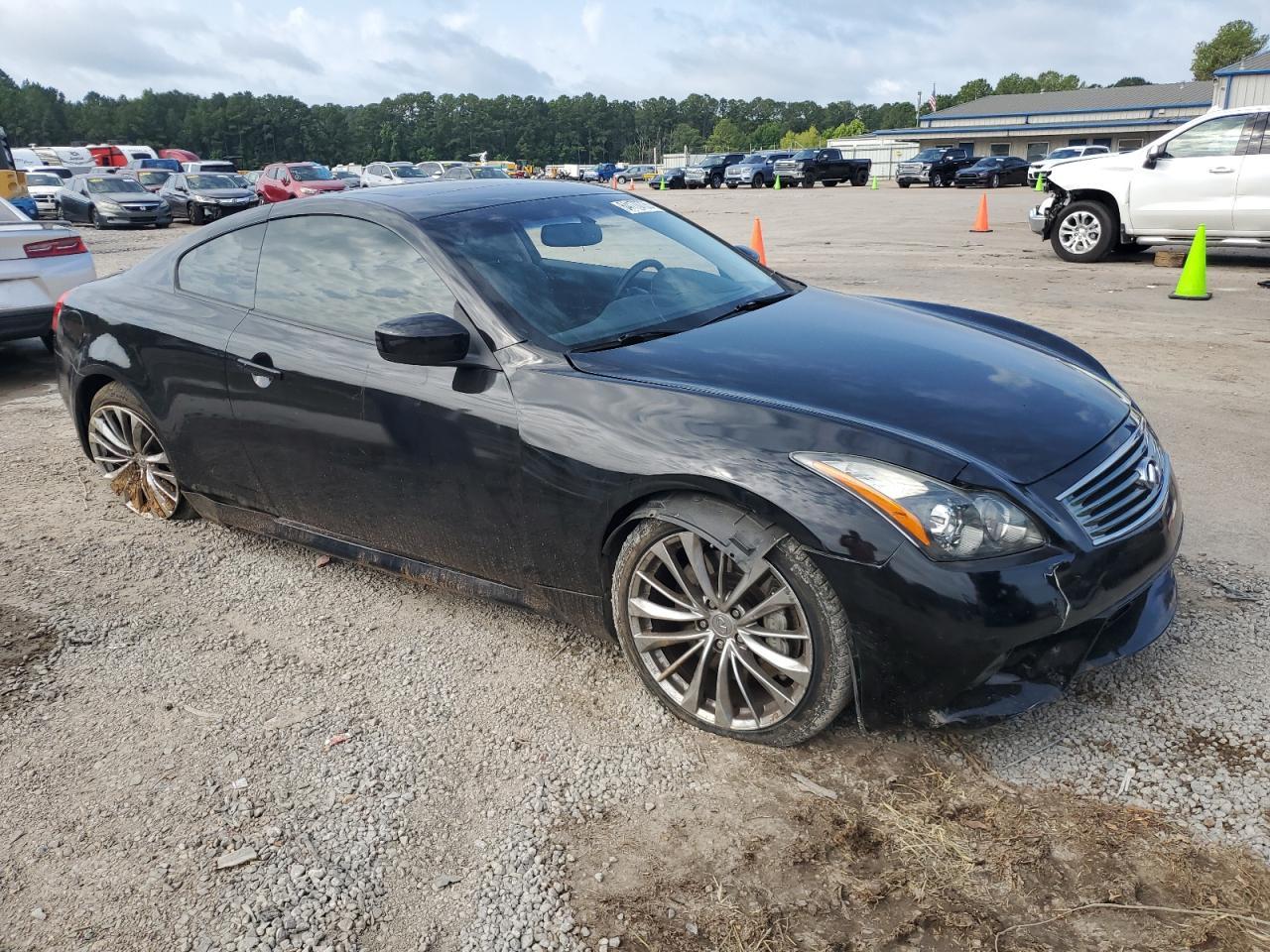 2012 INFINITI G37