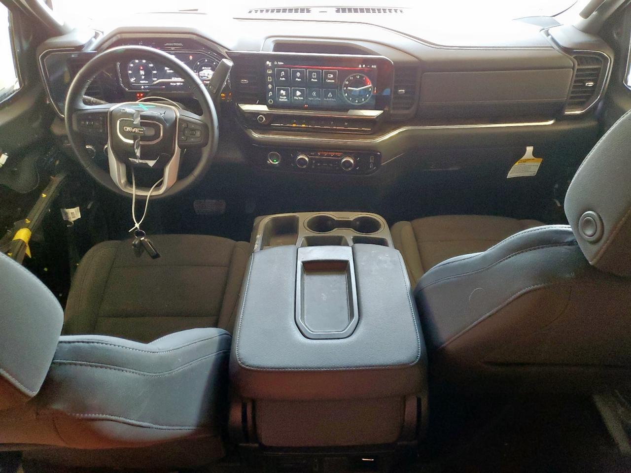 2024 GMC Sierra