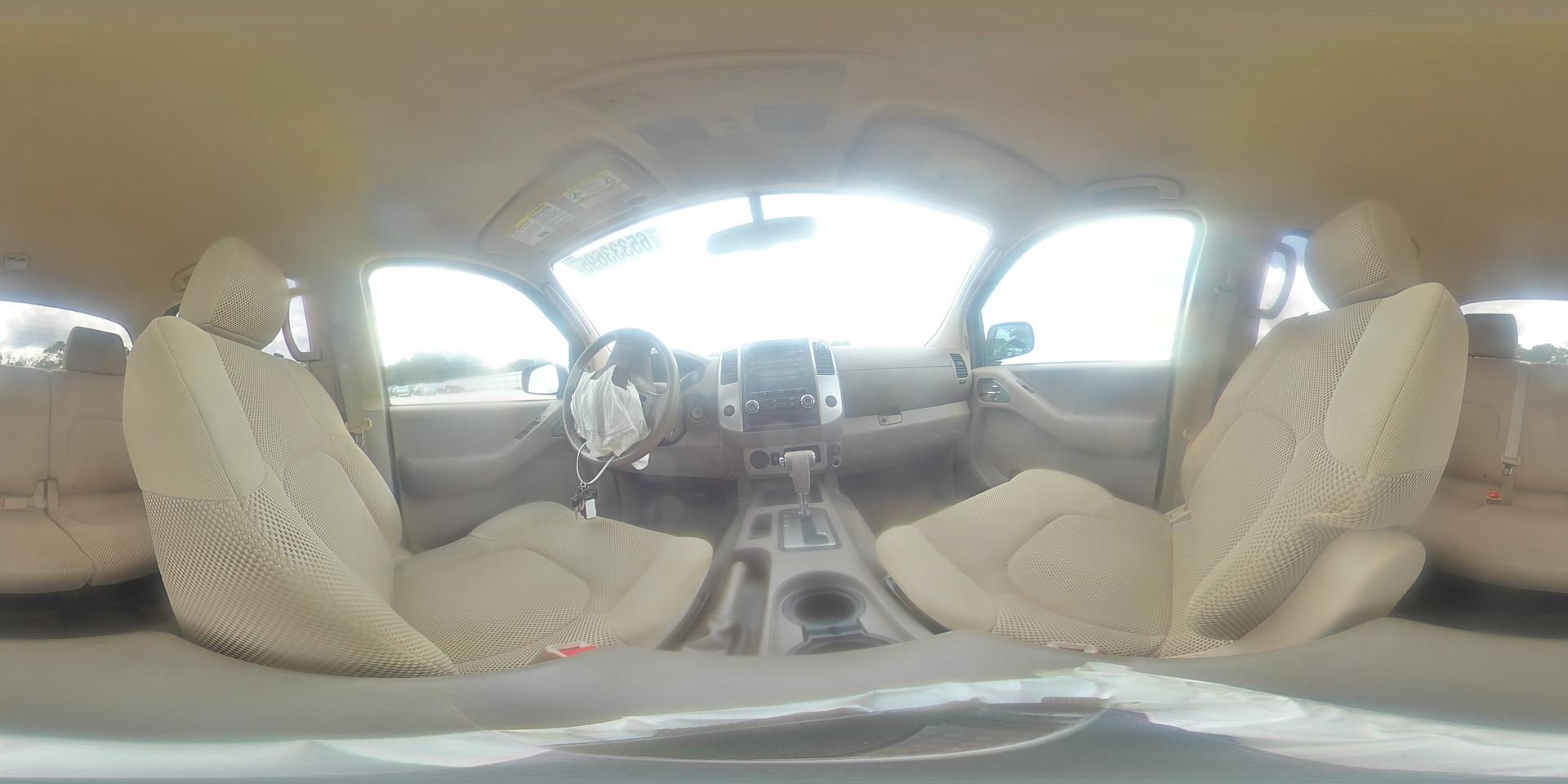 2011 NISSAN Frontier