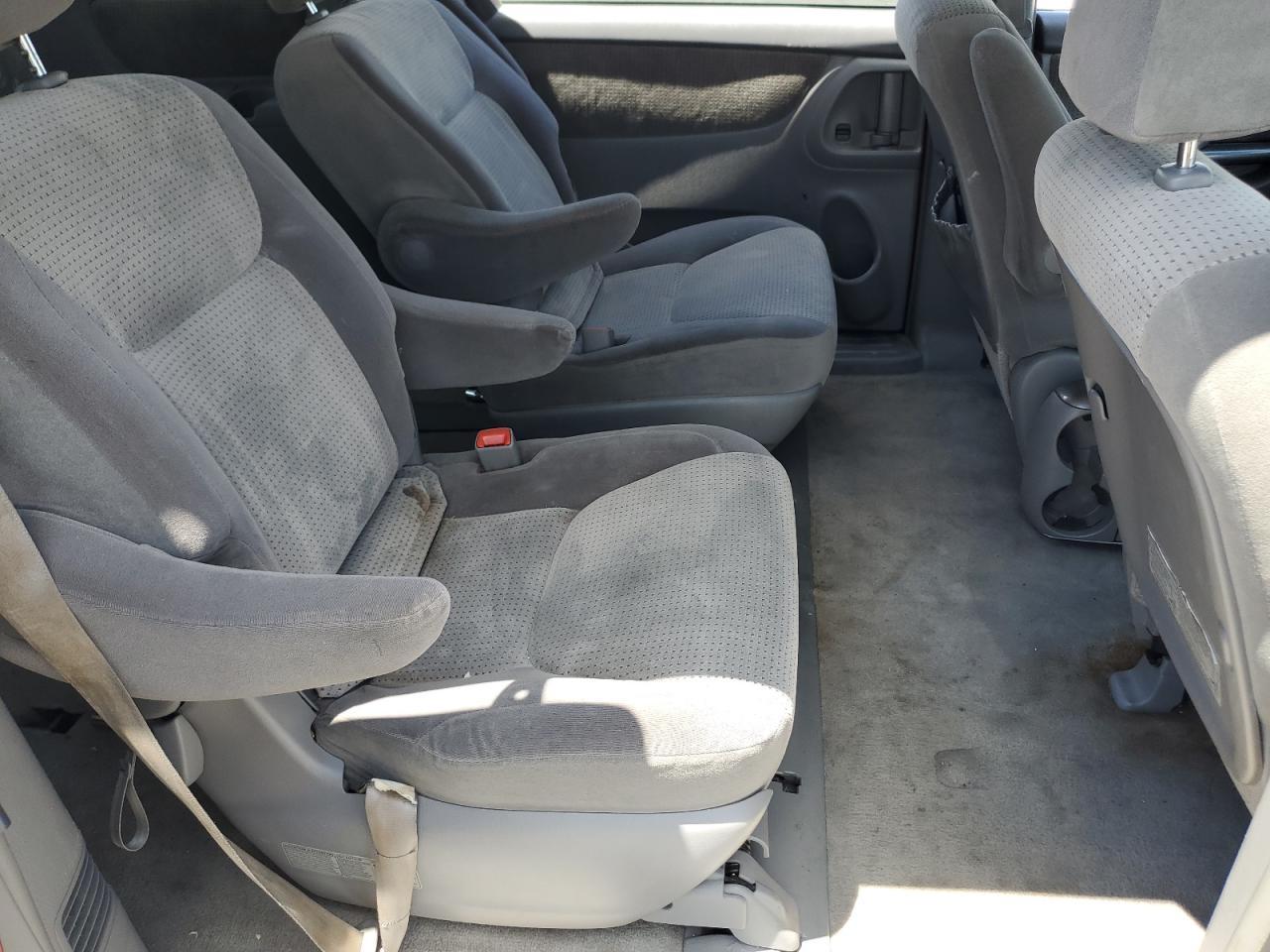 2007 TOYOTA SIENNA