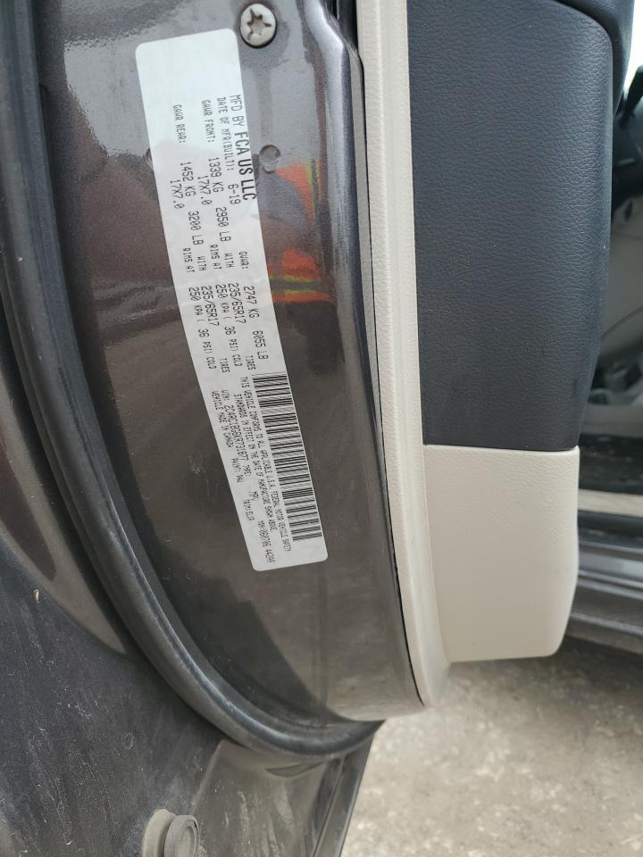 2019 CHRYSLER Pacifica