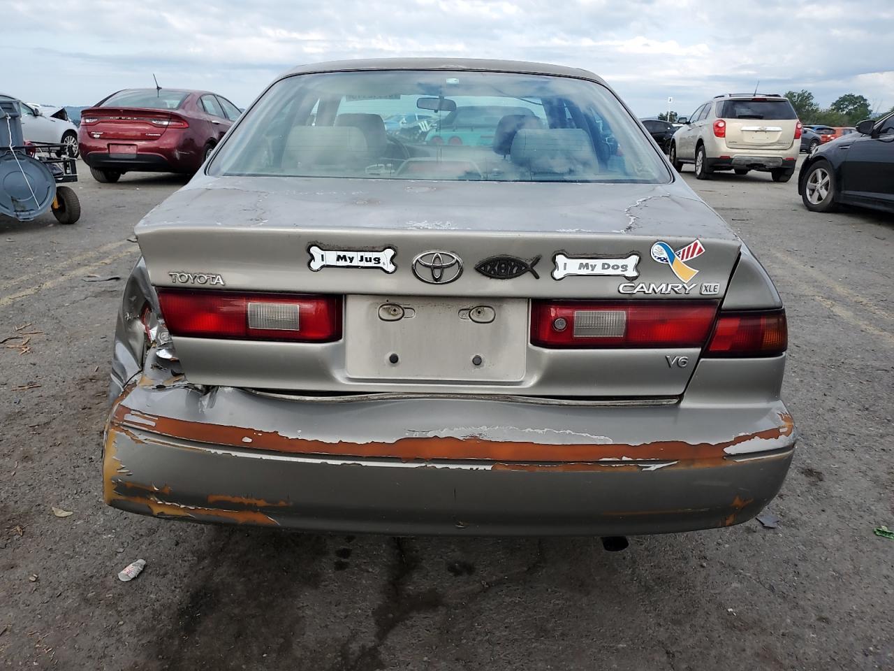 1998 TOYOTA CAMRY