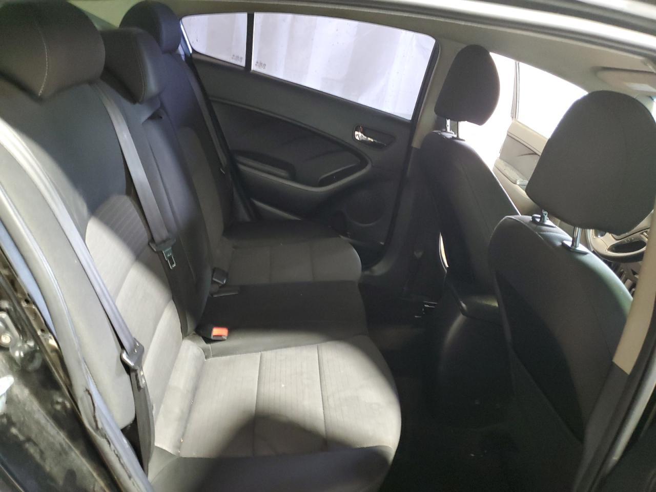 2016 KIA FORTE