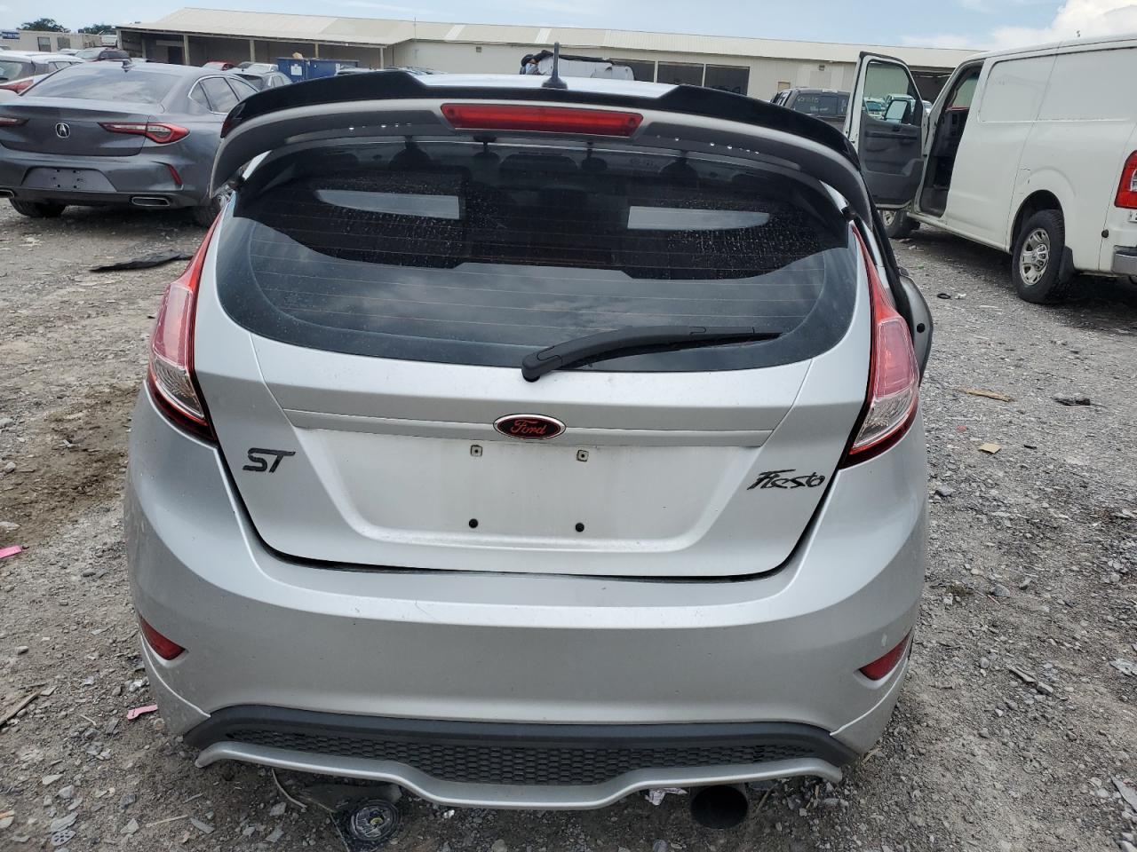 2014 FORD Fiesta