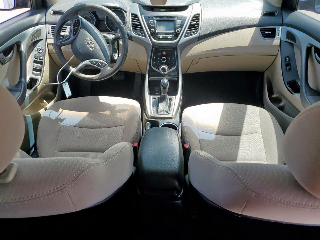 2016 HYUNDAI ELANTRA