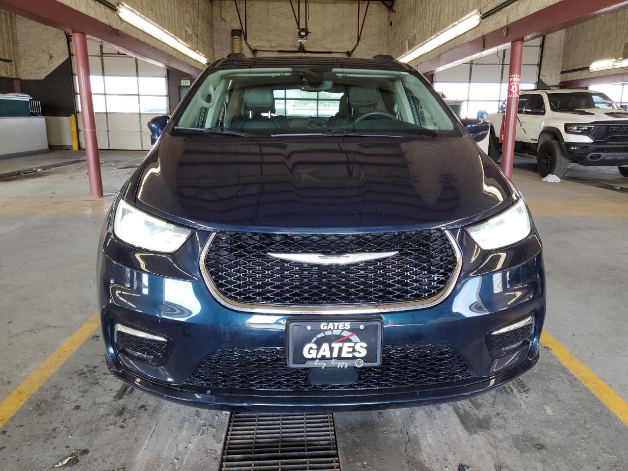 2022 CHRYSLER Pacifica