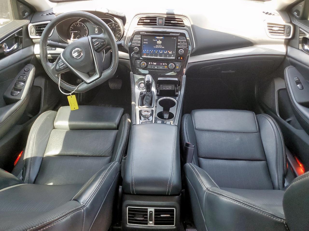 2017 NISSAN Maxima