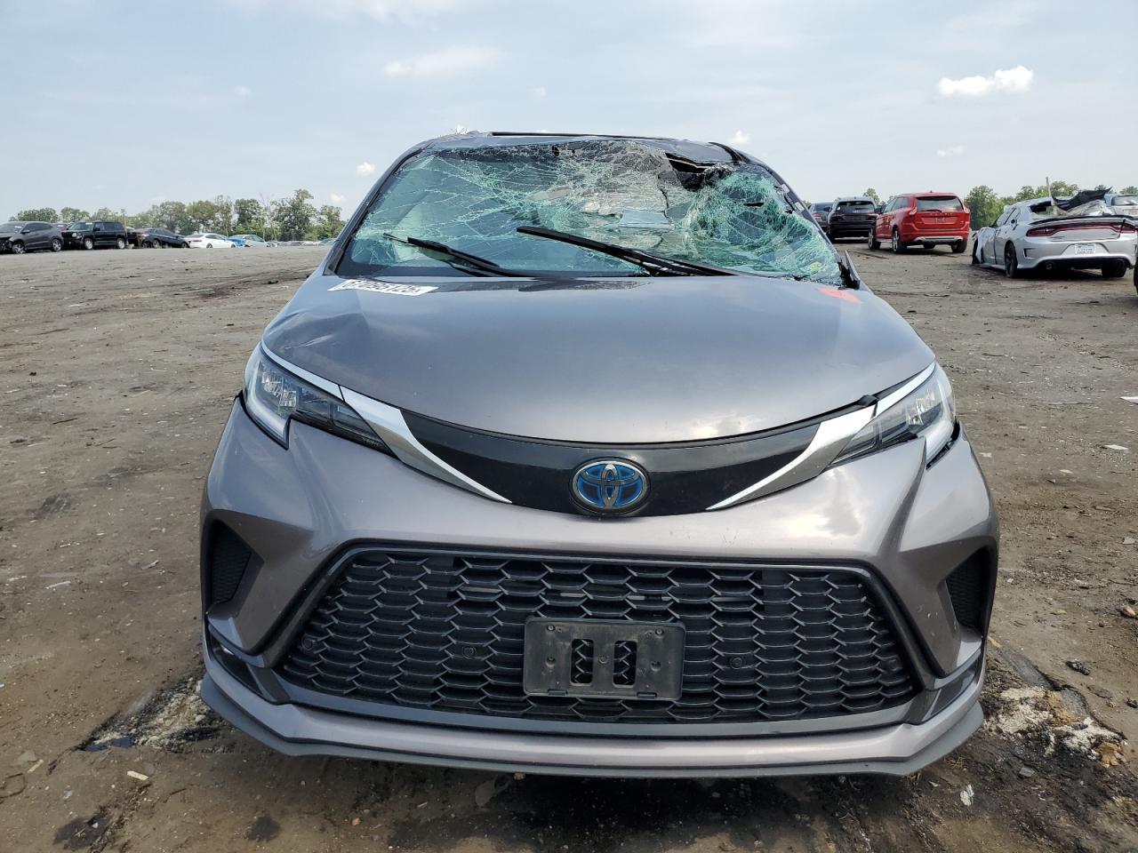 2022 TOYOTA SIENNA