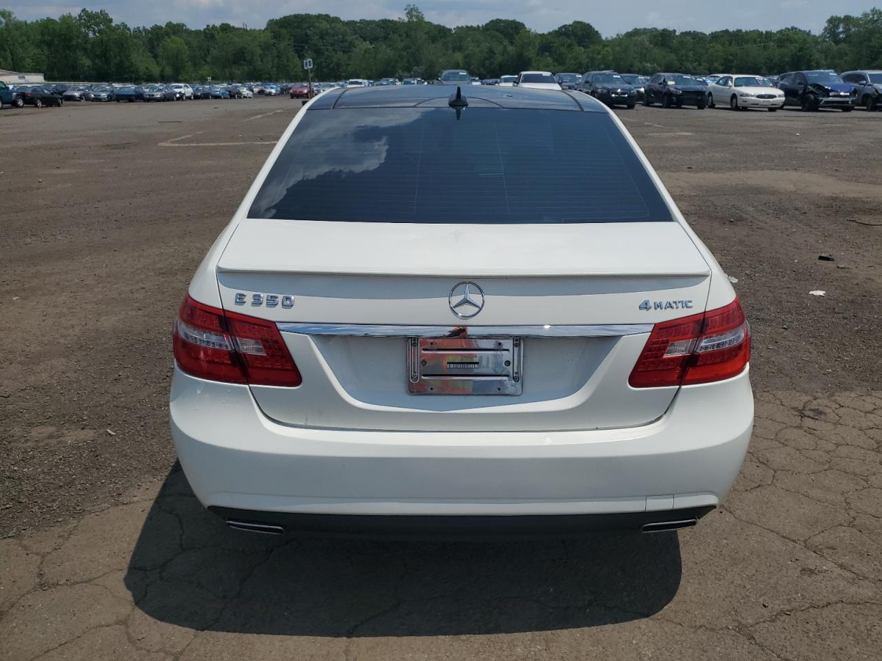 2012 MERCEDES-BENZ E-Class
