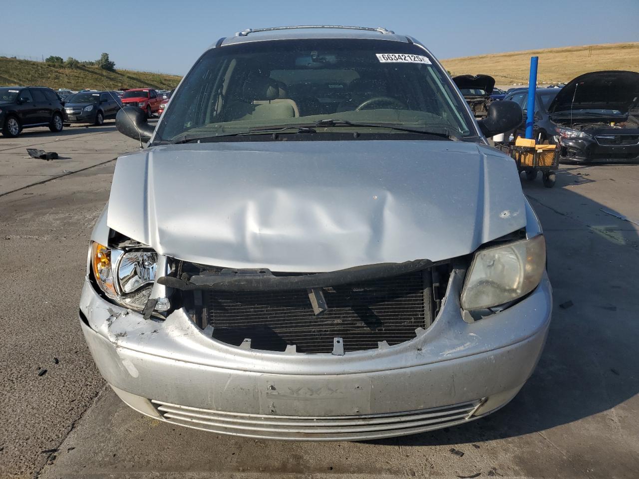 2003 CHRYSLER Town & Country