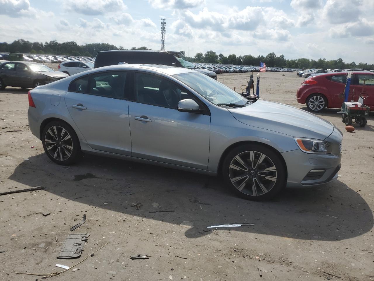2018 VOLVO S60