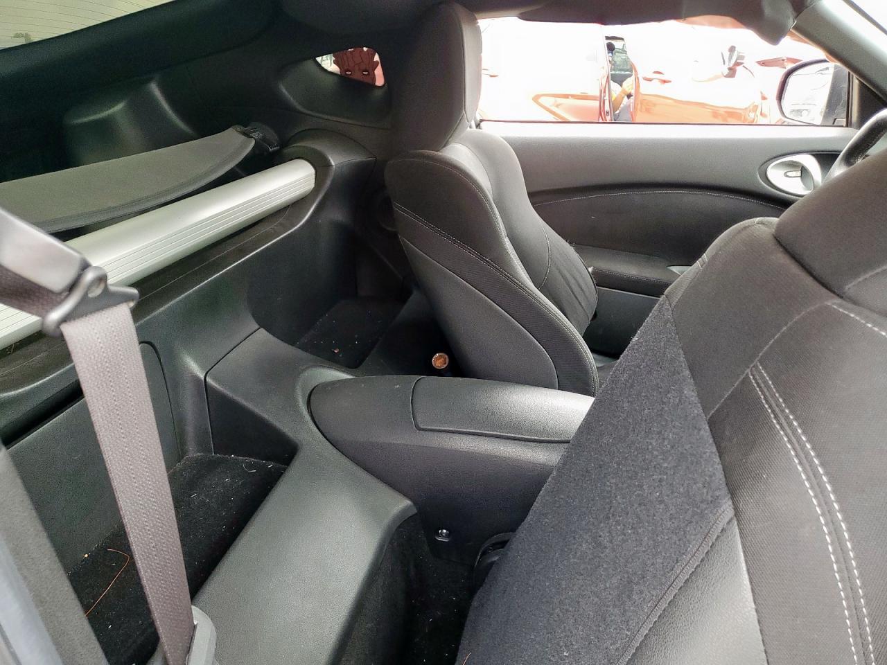 2016 NISSAN 370Z