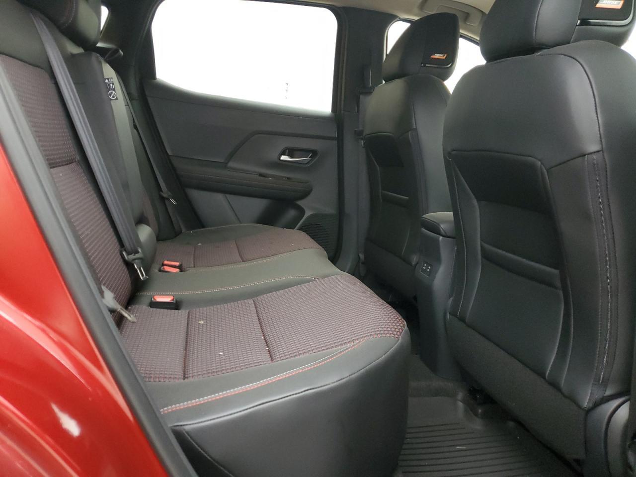 2025 NISSAN KICKS