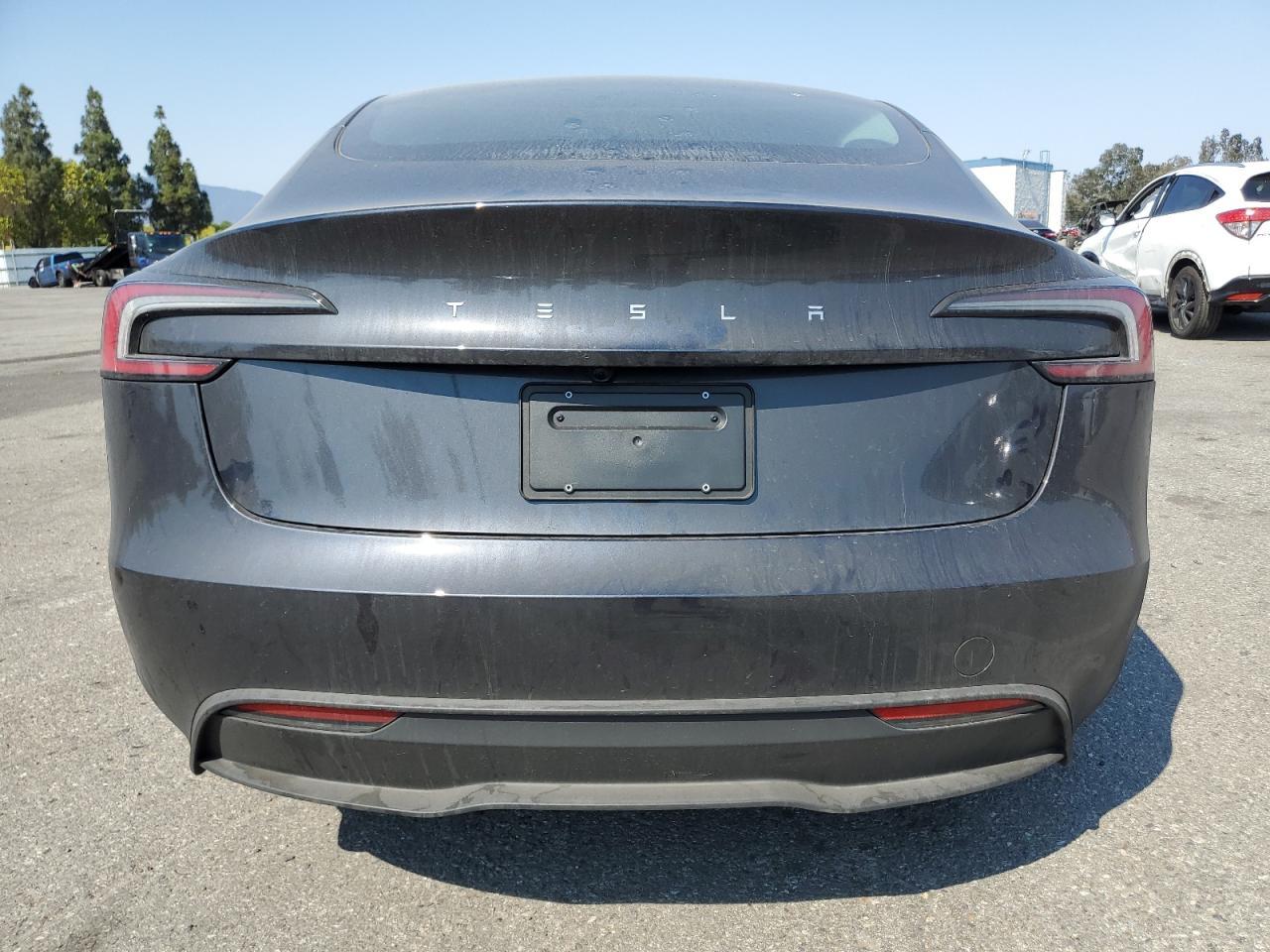 2025 TESLA MODEL 3