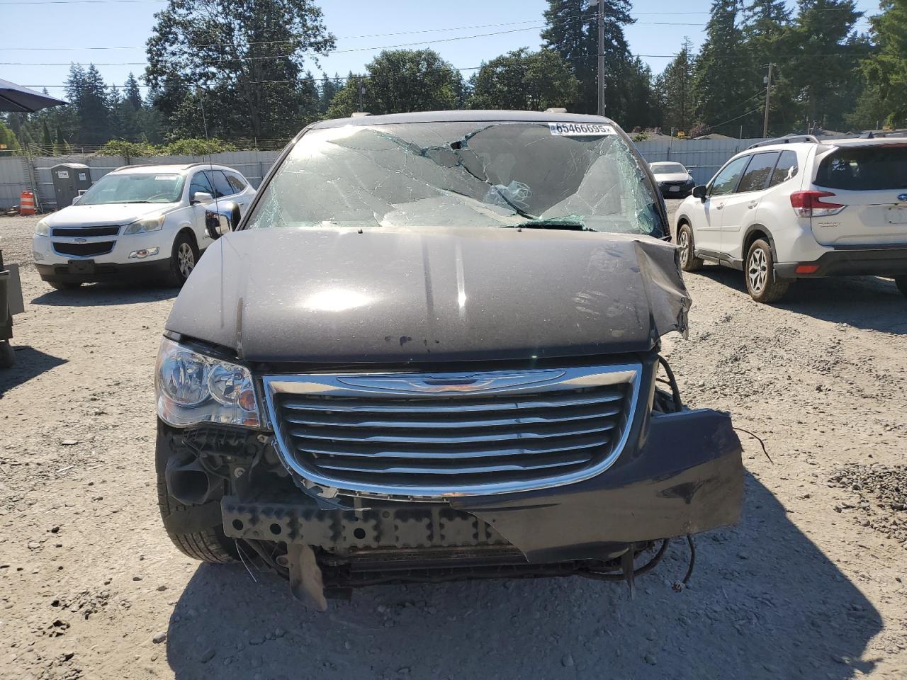 2016 CHRYSLER Town & Country