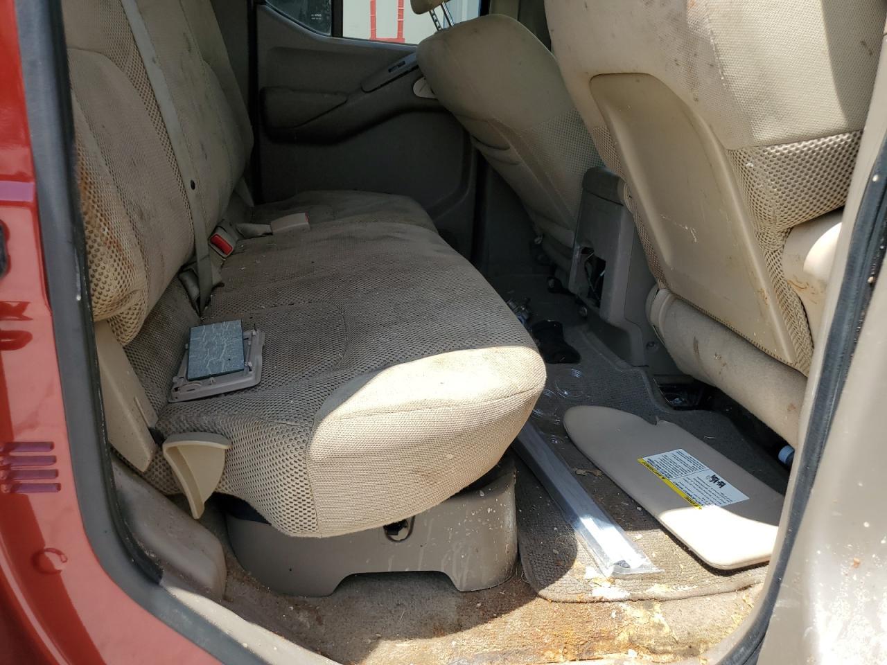 2014 NISSAN Frontier