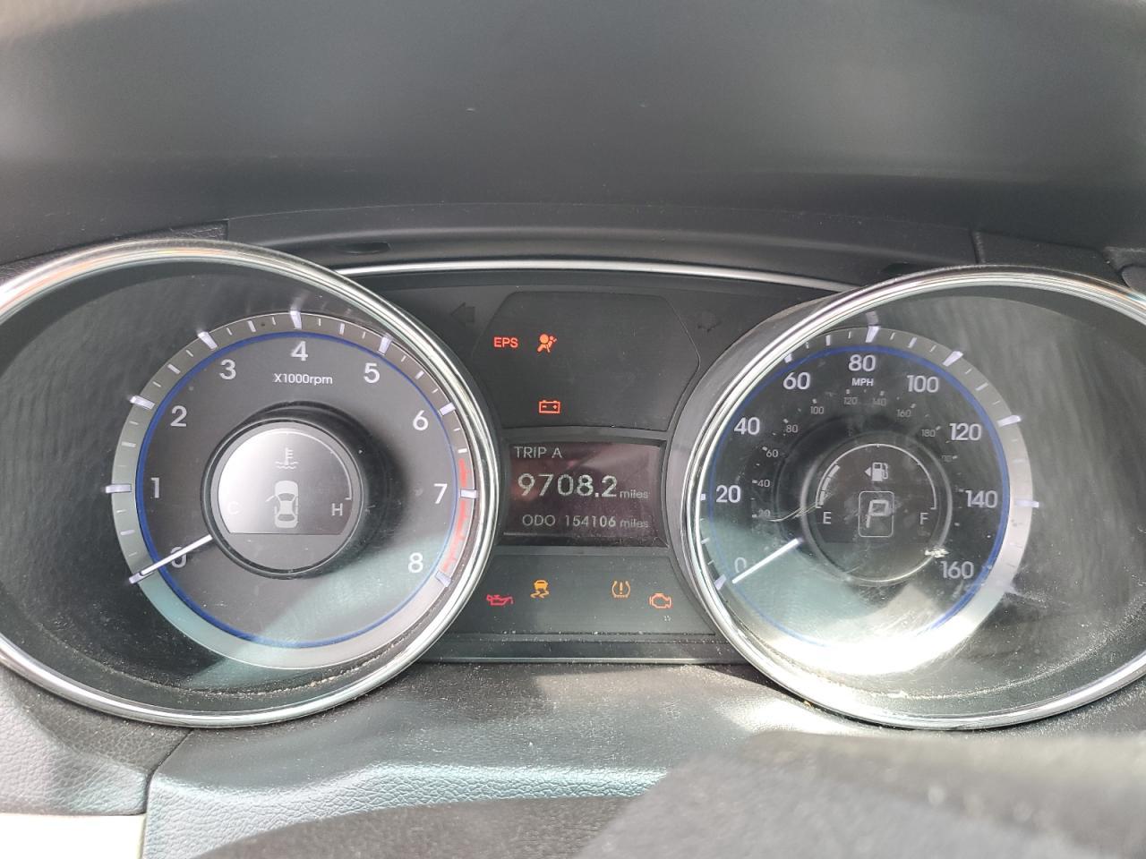 2011 HYUNDAI SONATA