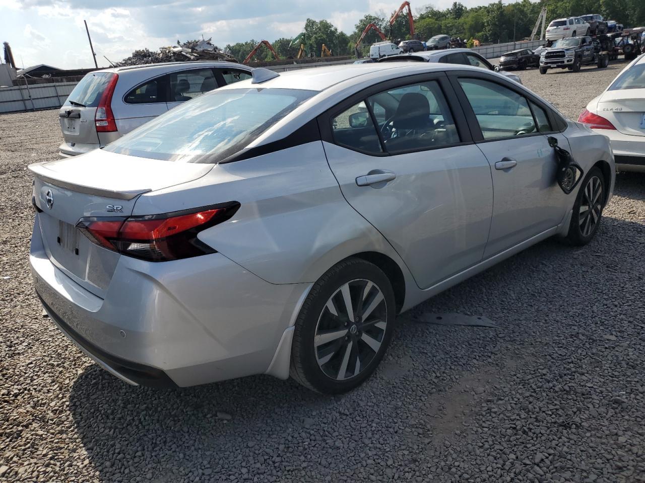 2022 NISSAN VERSA