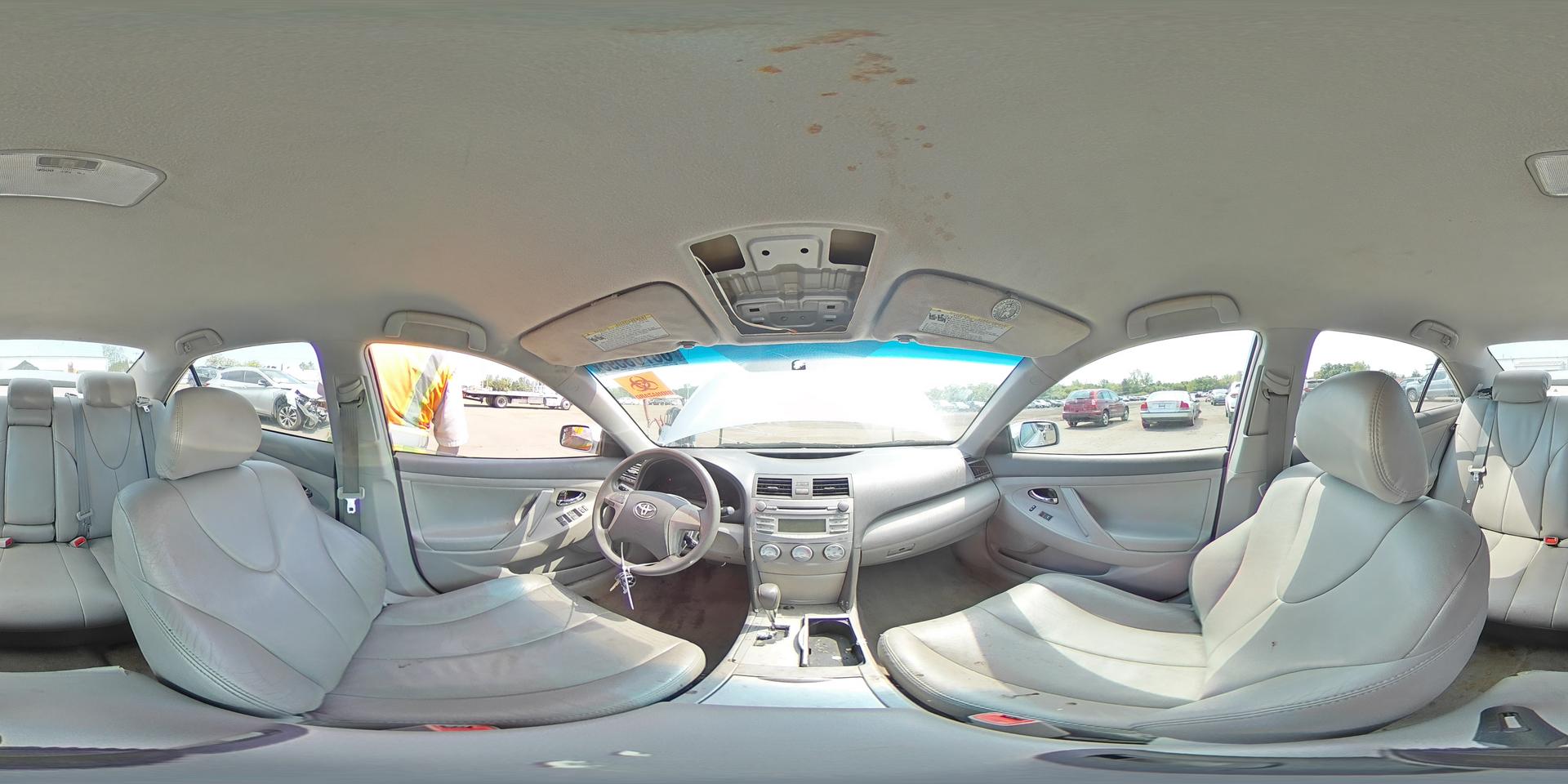2011 TOYOTA CAMRY