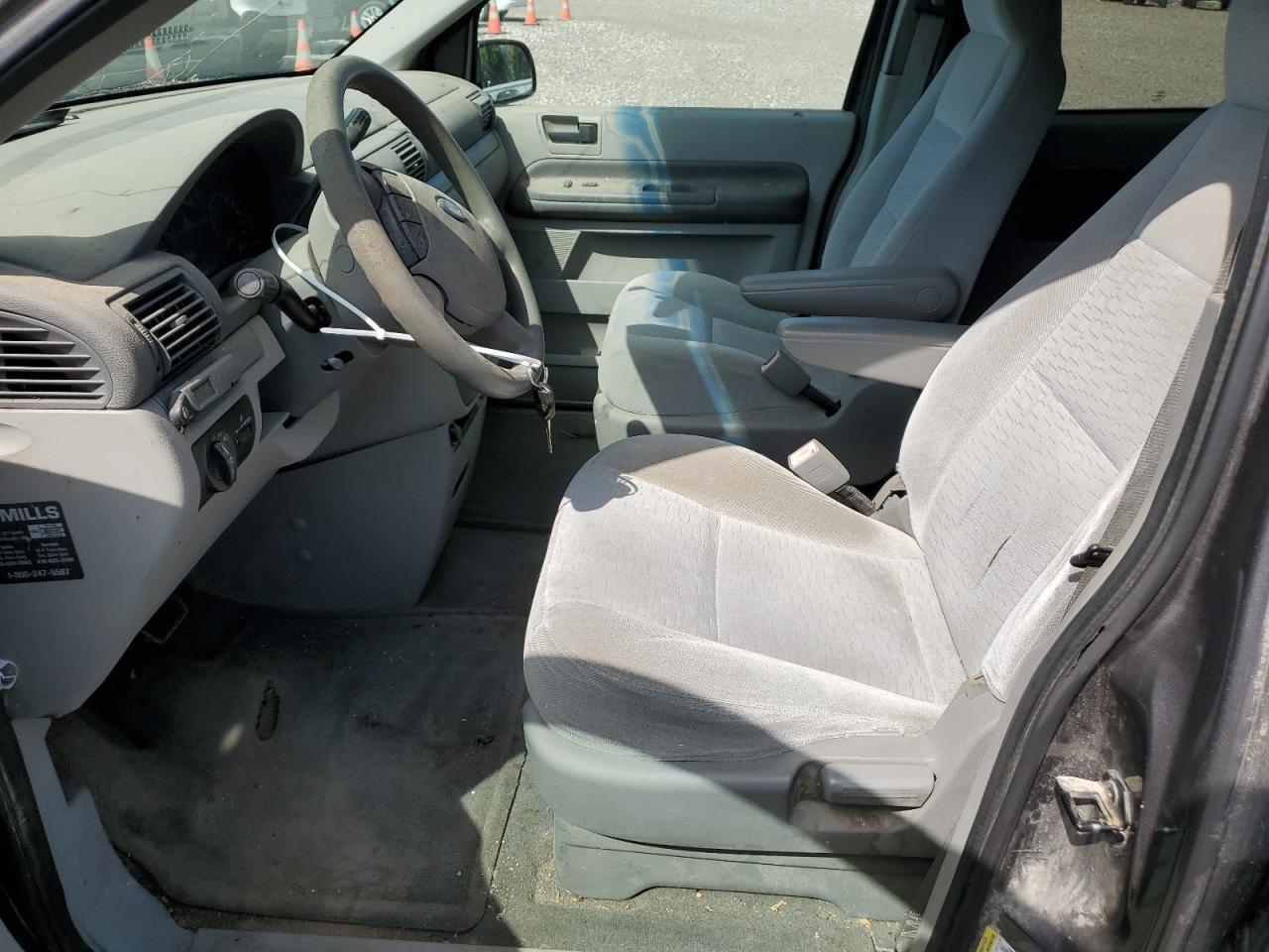 2005 FORD Freestar