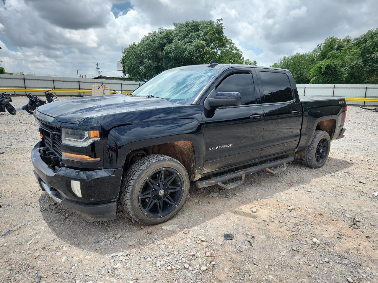 2017 CHEVROLET Silverado
