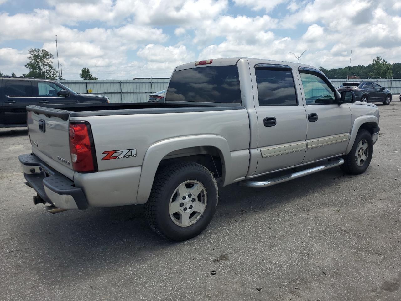 2004 CHEVROLET Silverado