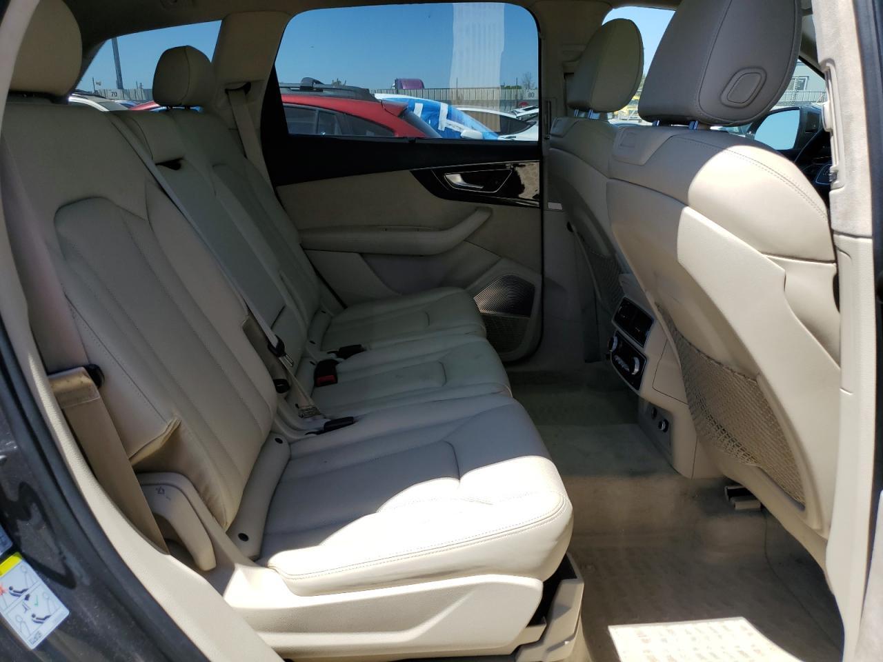 2018 AUDI Q7