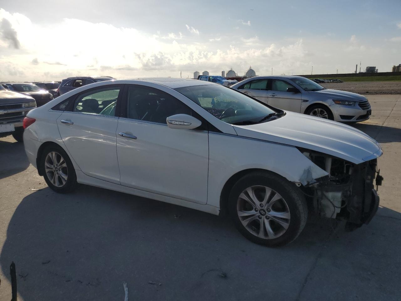 2013 HYUNDAI SONATA