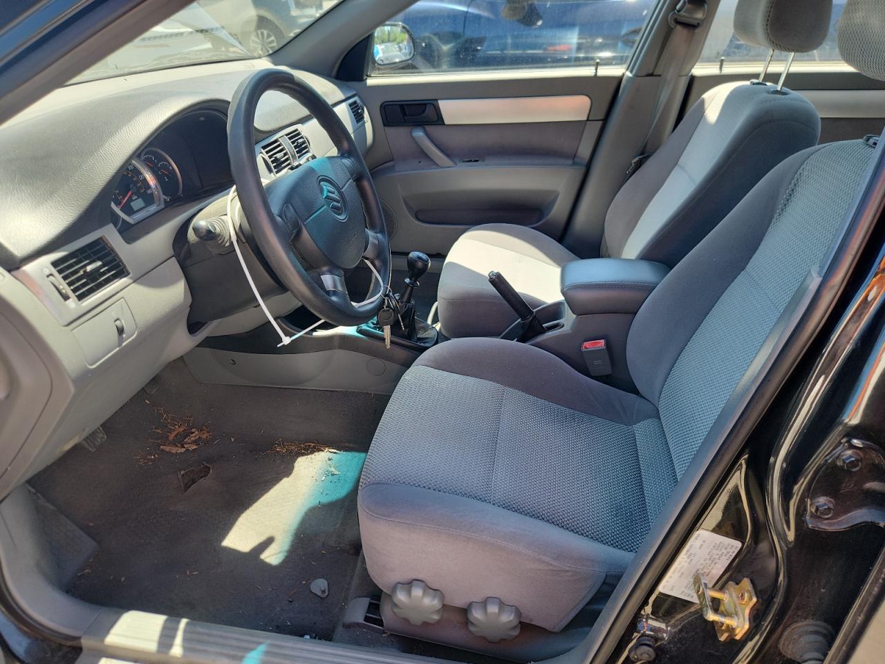 2006 SUZUKI Forenza