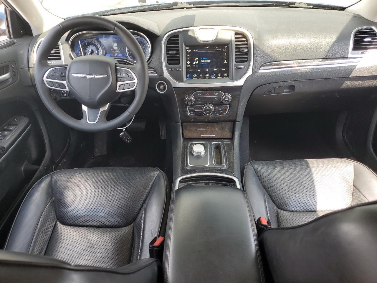 2022 CHRYSLER 300