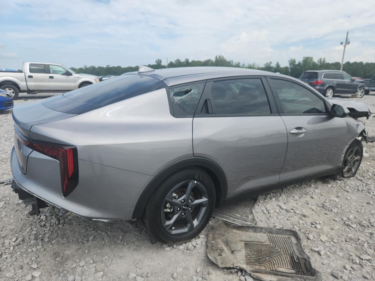 2025 KIA K4