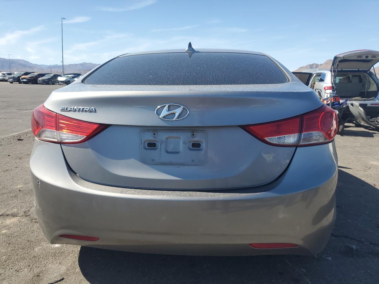 2013 HYUNDAI ELANTRA