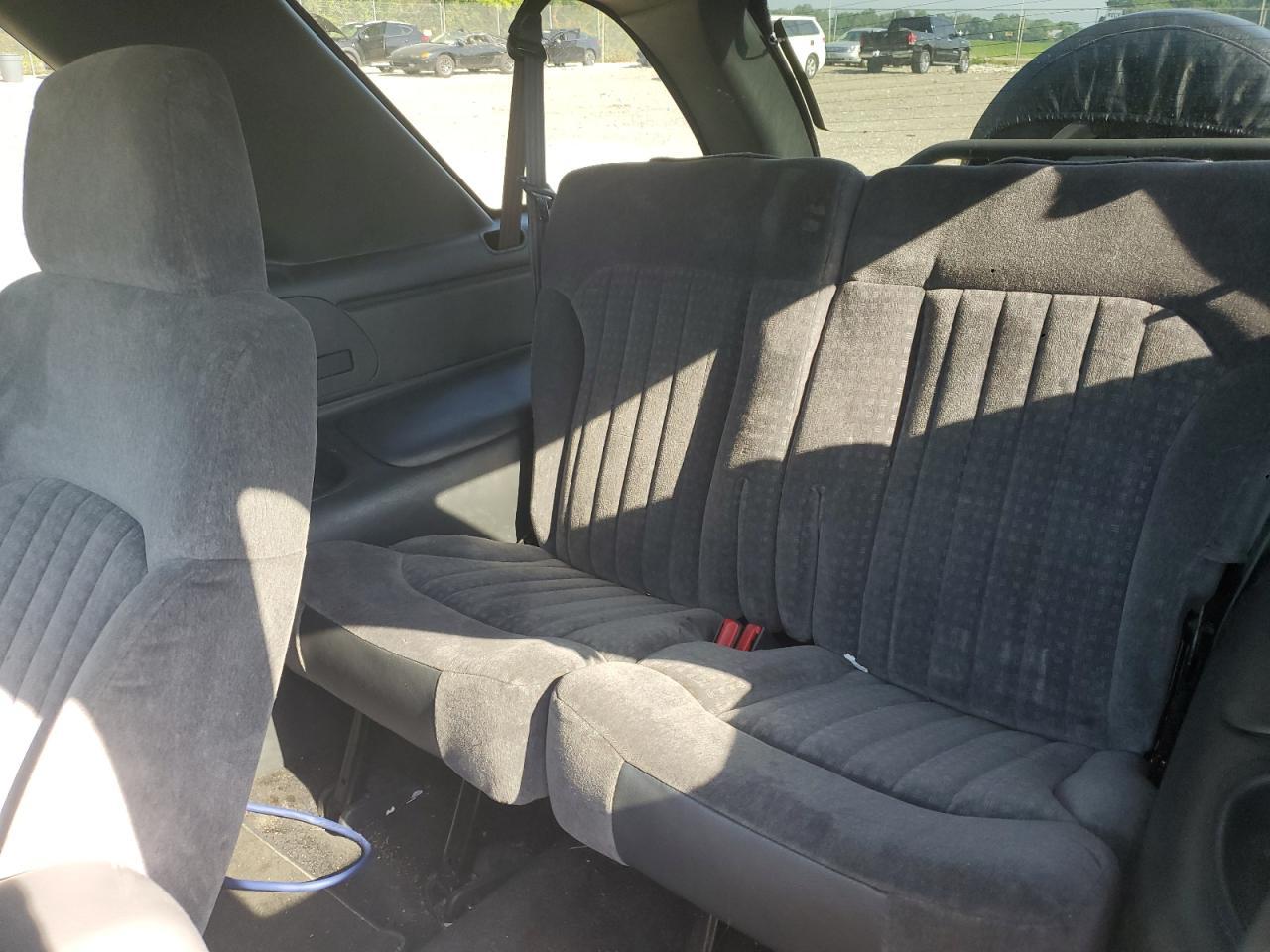 2002 CHEVROLET BLAZER