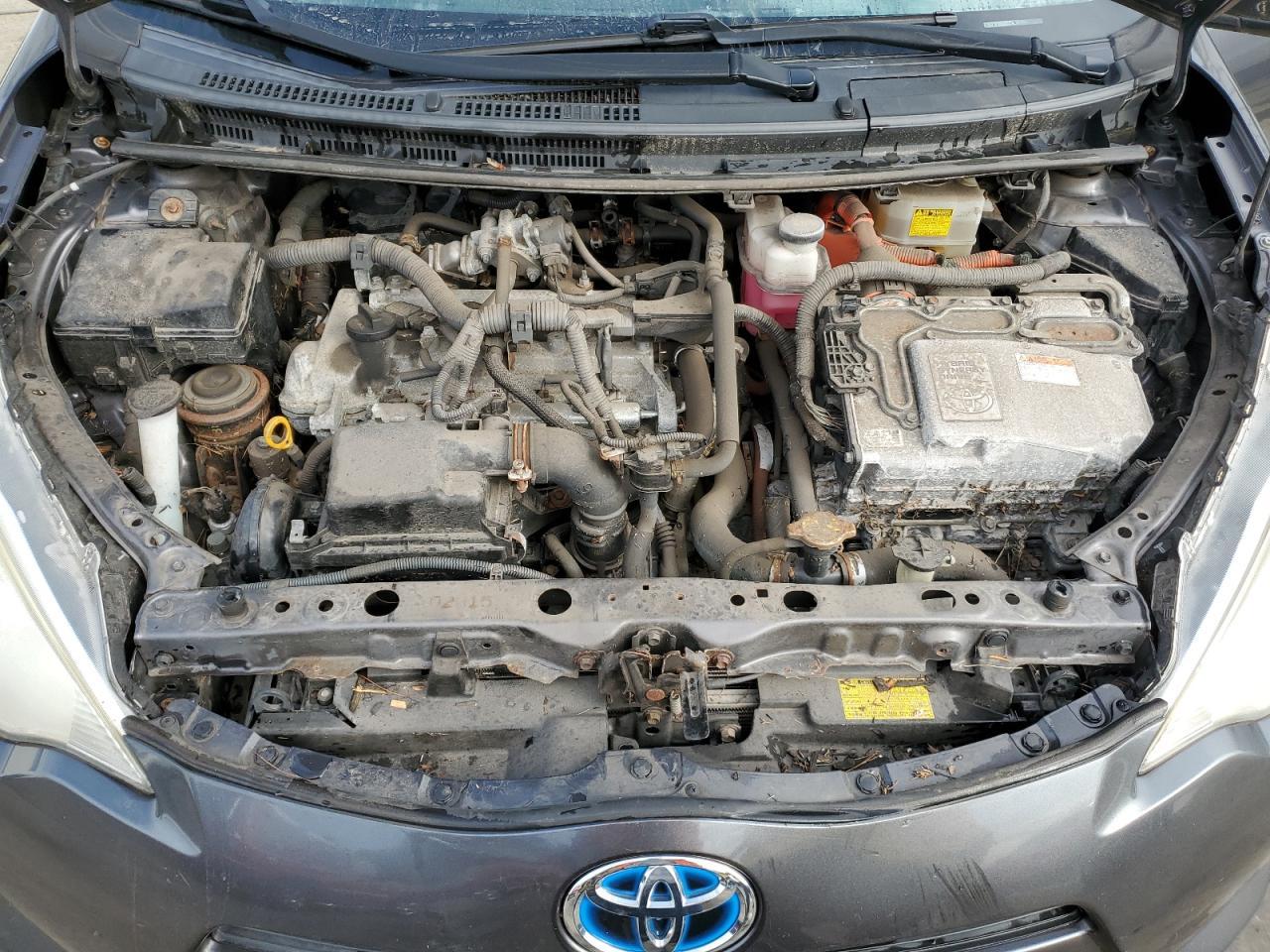 2012 TOYOTA Prius c