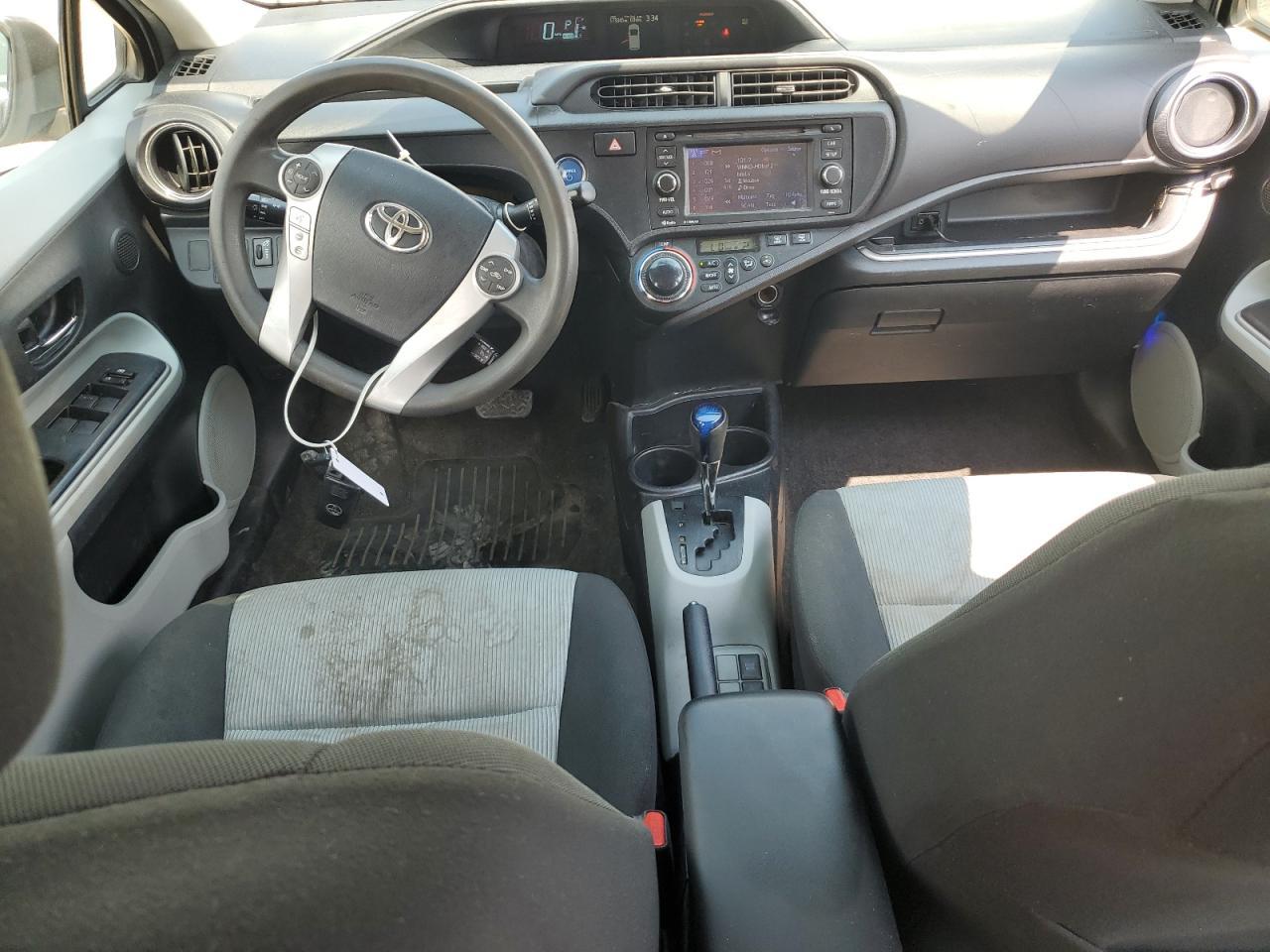 2014 TOYOTA Prius c